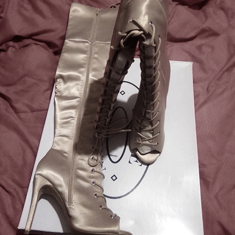 Lady boots